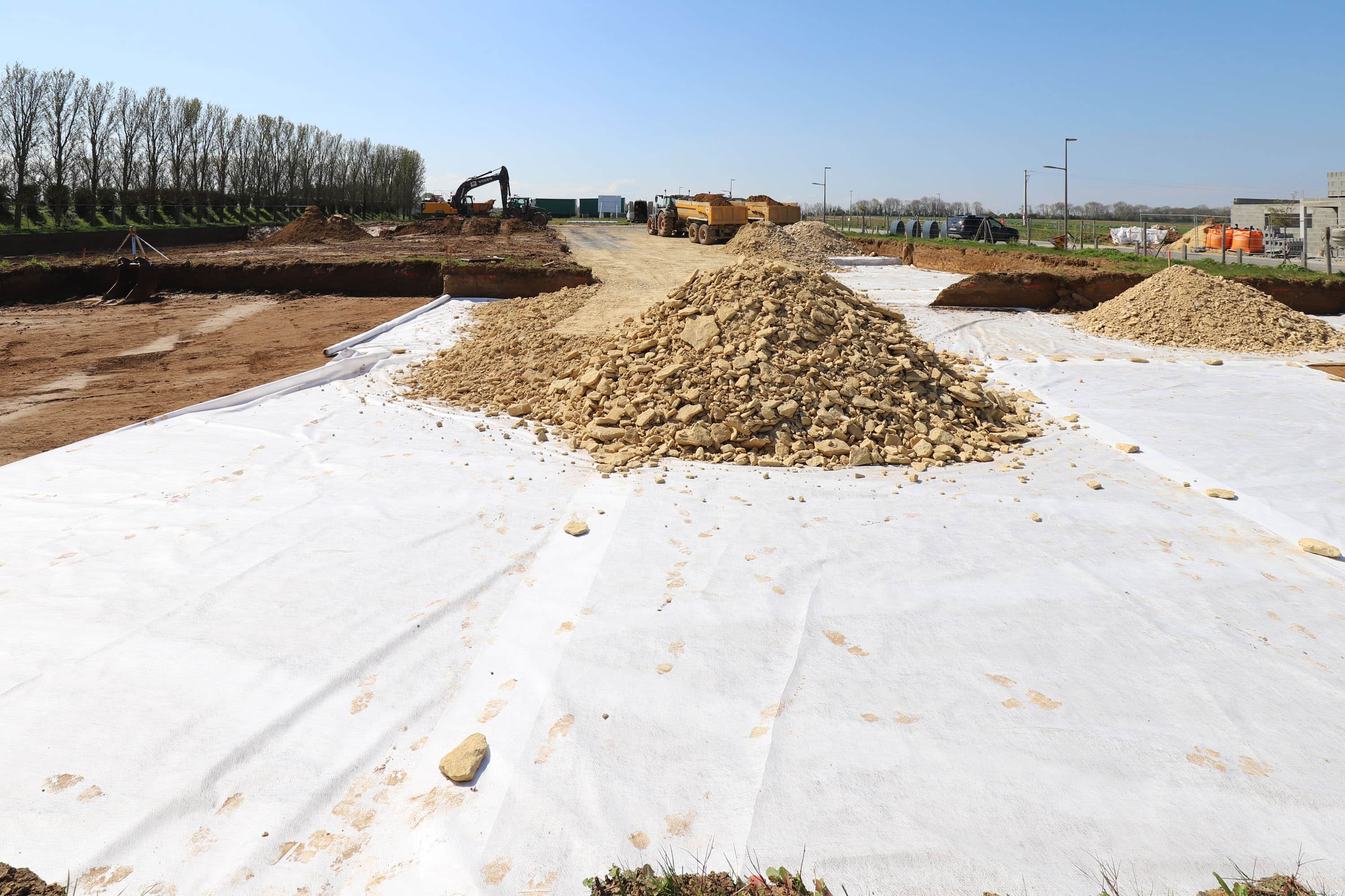 Phase de terrassement pour notre opération Opaline